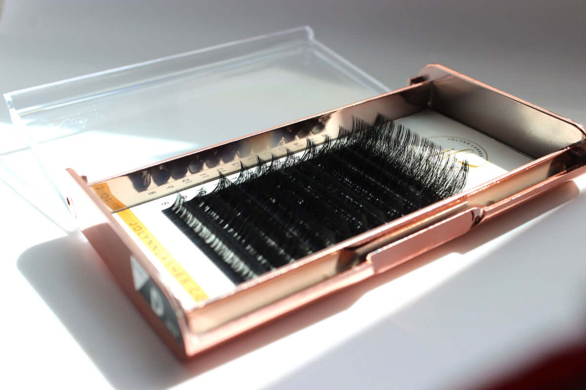 0.05 Volume Lash Trays